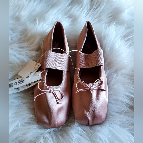 Zara Other - Sara Girls Pink Satin Ballet Flats Sz-2.5